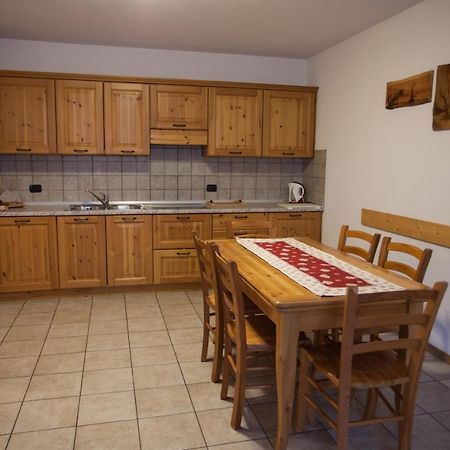 Lareit Appartamenti Bormio Exterior photo