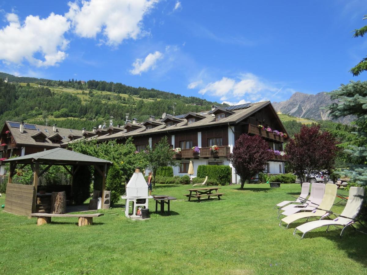 Lareit Appartamenti Bormio Exterior photo