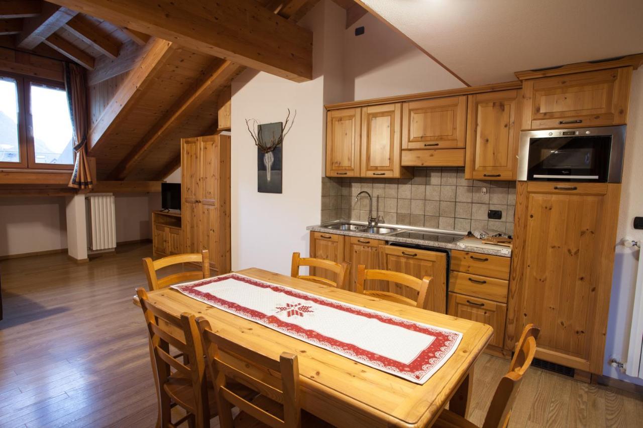 Lareit Appartamenti Bormio Exterior photo